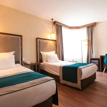 Hotel The Life &