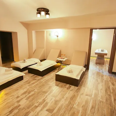 Hotel The Life & 3*